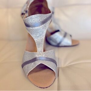 Ballroom Dance Shoes, silver, great condition, size 7